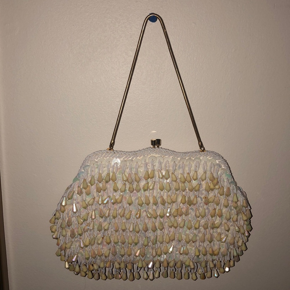 Vintage 1950s La Regale hand beaded evening purse